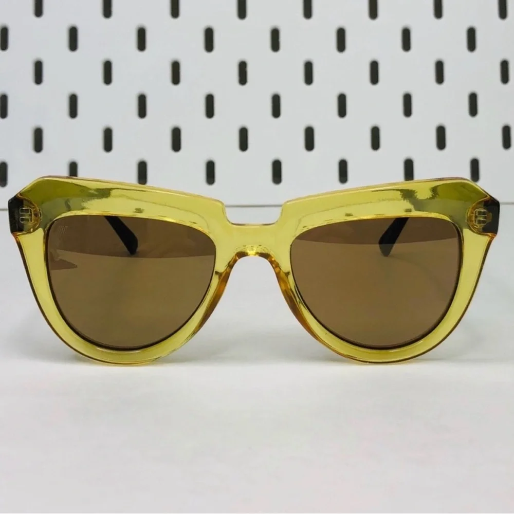 Komono Stella Sunglasses NEW Cat Eye black yellow UV400